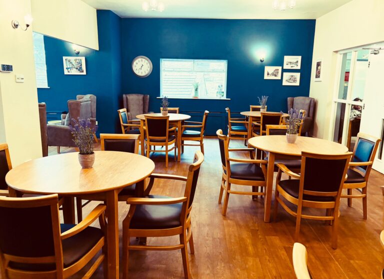 Holly Park Care Home (1)