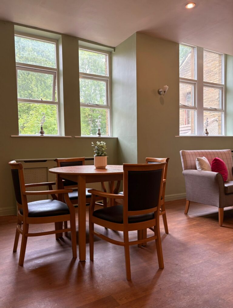 Holly Park Care Home (4)