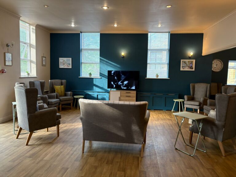 Holly Park Care Home (8)